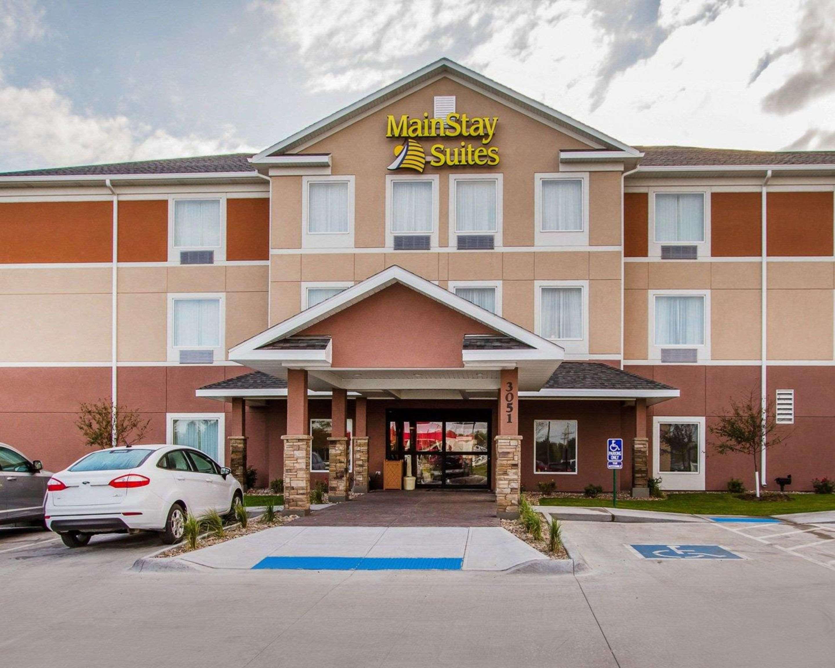 Mainstay Suites Гранд-Айленд Экстерьер фото