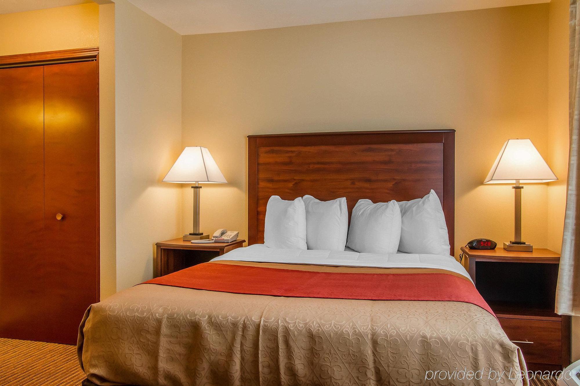 Mainstay Suites Гранд-Айленд Экстерьер фото