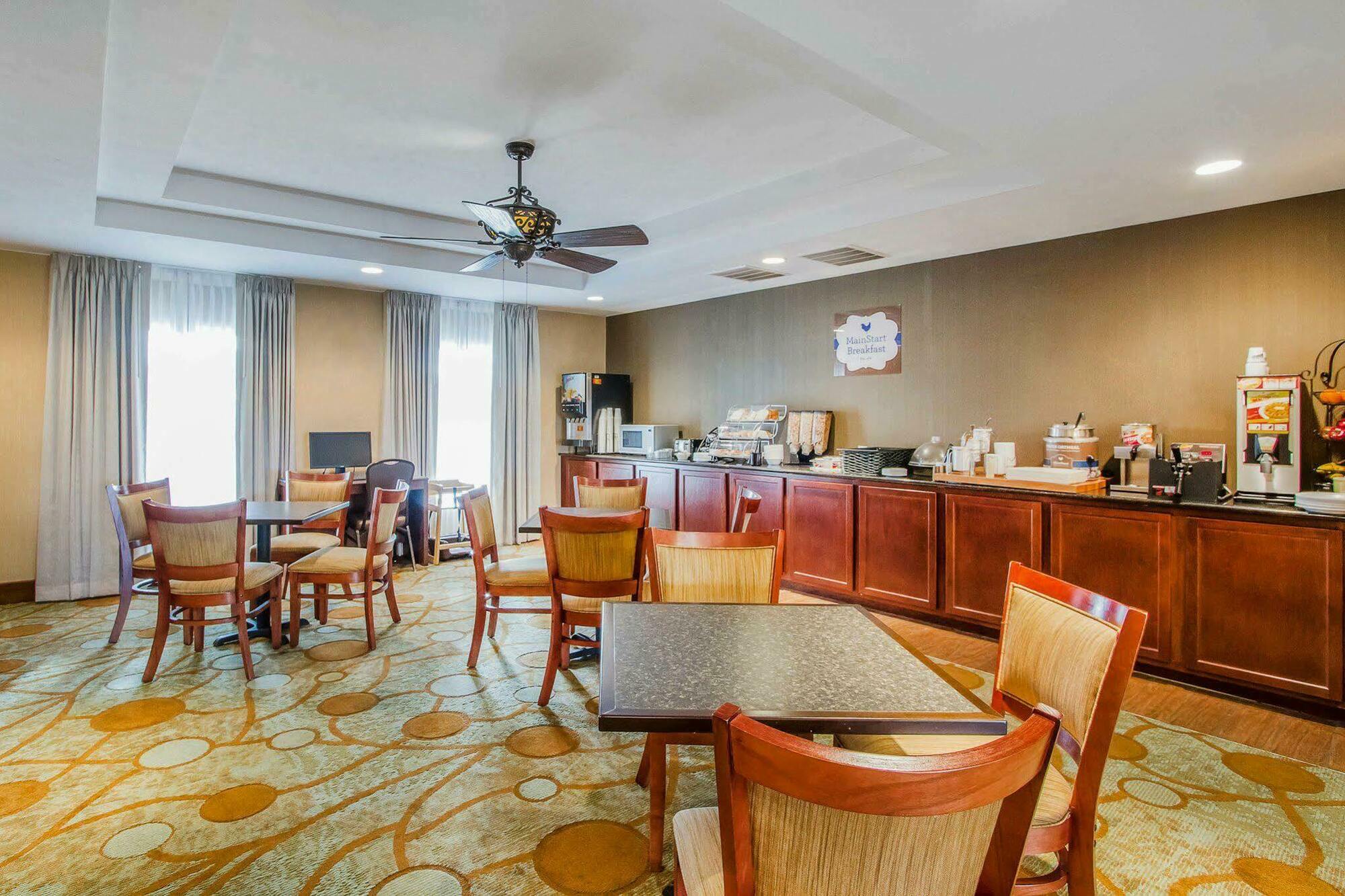 Mainstay Suites Гранд-Айленд Экстерьер фото
